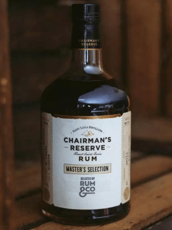 Chairmans Reserve Masters Collection Moodbild - Flasche steht in einer Holzkiste