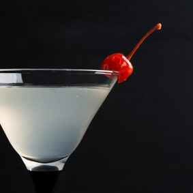 Gin-Cocktail in Martini Glas