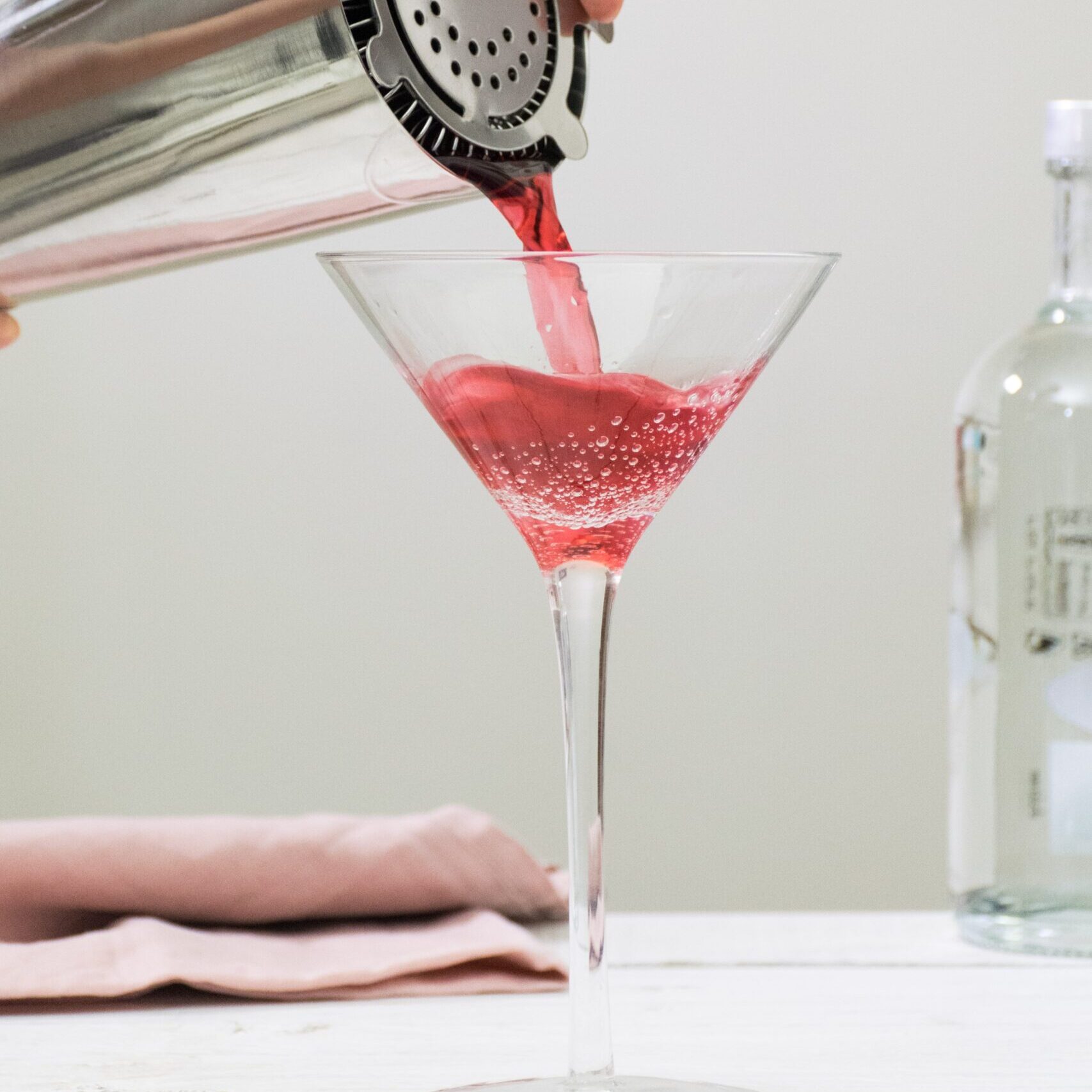 cosmopolitan-selbst-mixen-cocktail-rezept-von-rumundco