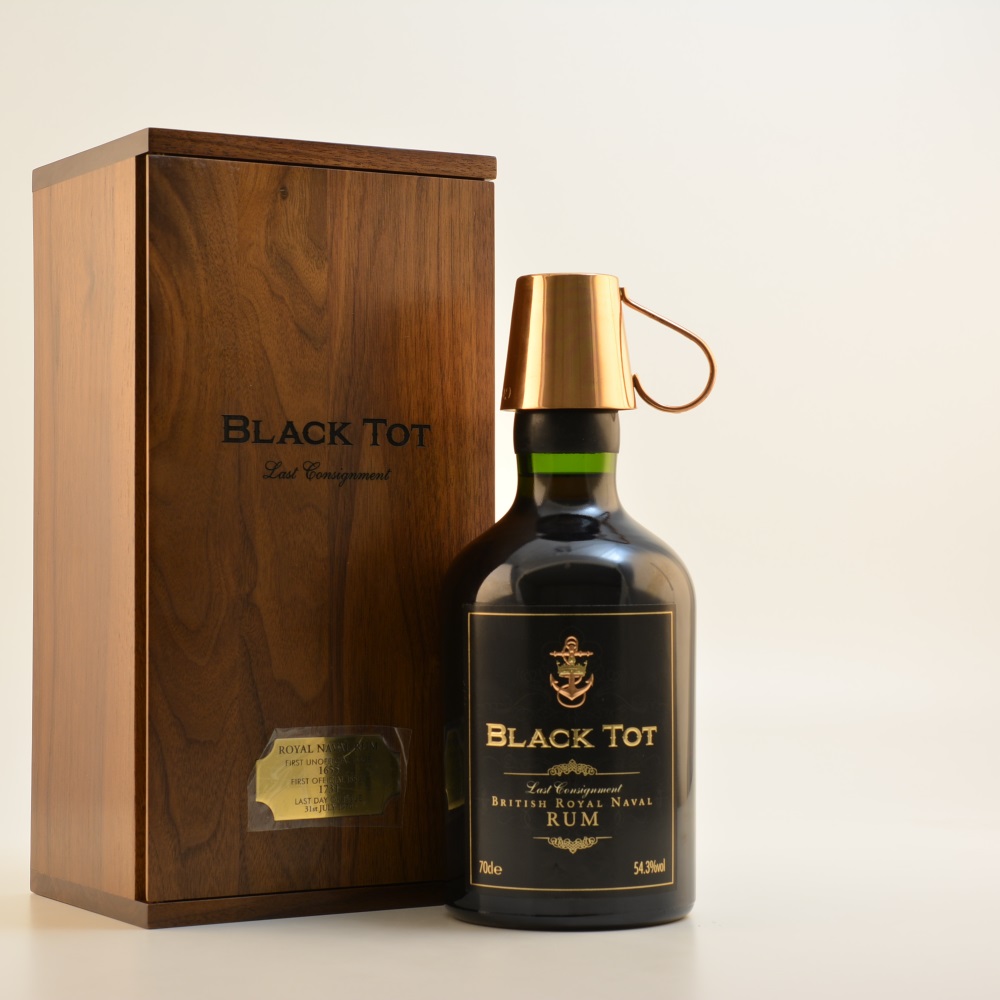 Black Tot Last Consignment British Royal Naval Rum in Holzkiste 54,3% Vol. 0,7l