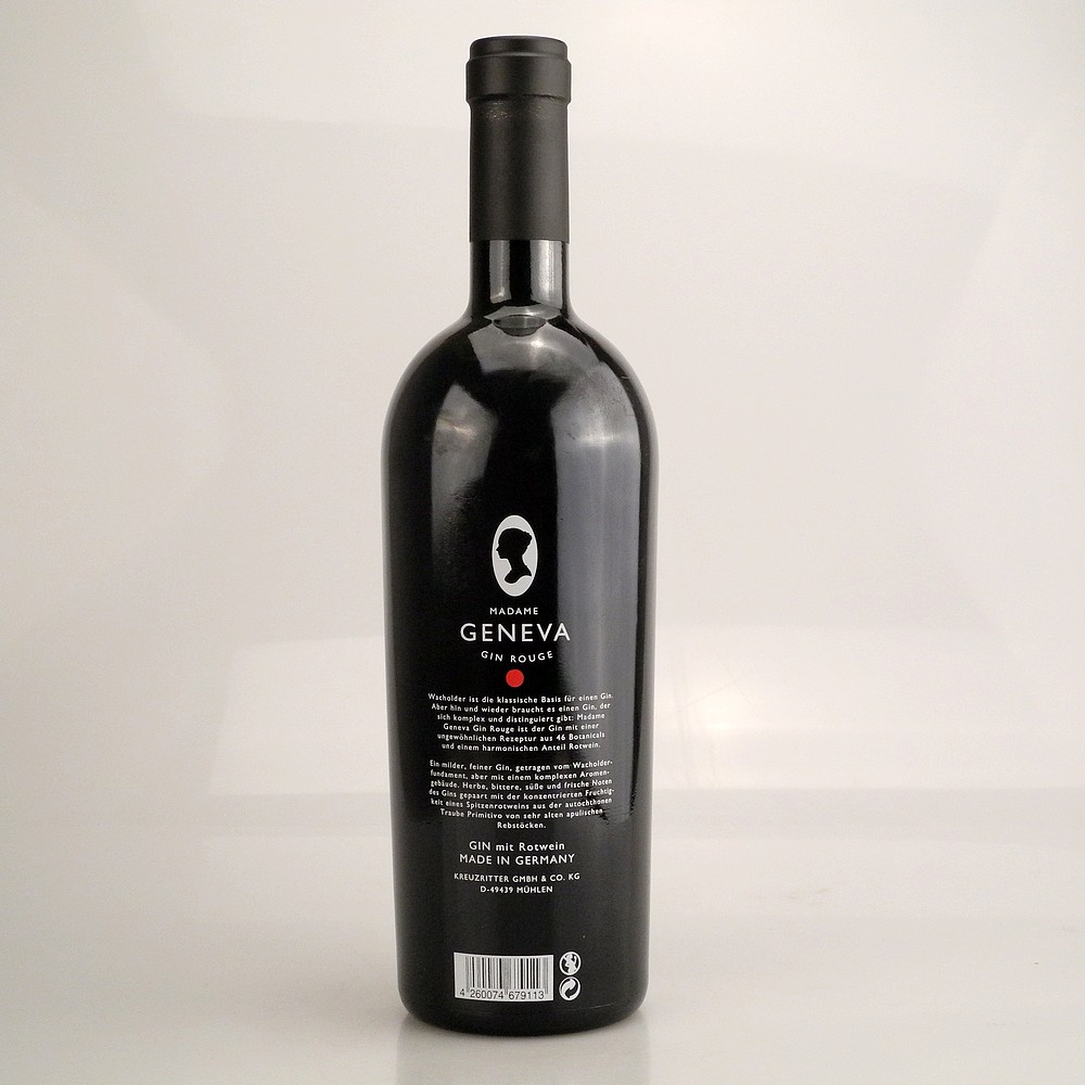 Madame Geneva Gin Rouge 41,9% 0,7l